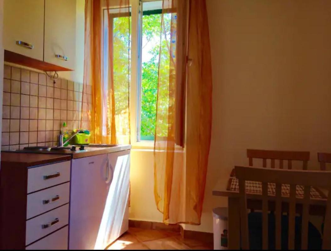 Apartmani Paron Sime Seline Exteriör bild